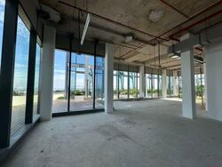100 Am (D2), Retail #568041431